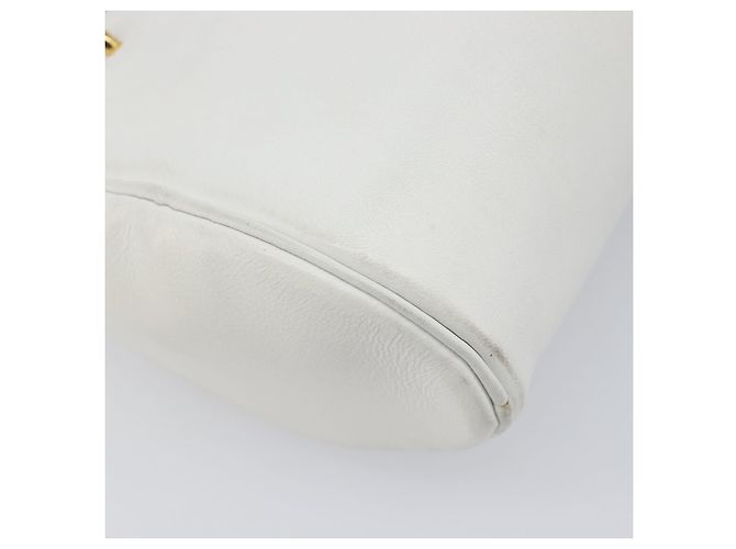 Borsa a Tracolla con Catena Christian Dior Pelle Bianca Tono Oro Auth bs37056A Bianco - vista 17