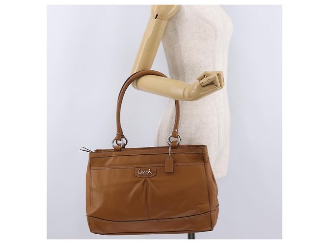 Bolsa Tote Coach em Couro Marrom Prata Auth 204986A - vista 24