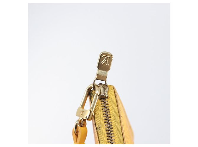 LOUIS VUITTON Epi Pochette Accessoires Pouch Yellow M52949 LV Auth bs37353 Amarillo - vista 11