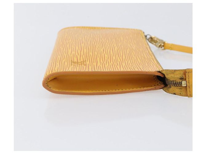 LOUIS VUITTON Epi Pochette Accessoires Pouch Yellow M52949 LV Auth bs37353 Amarillo - vista 3