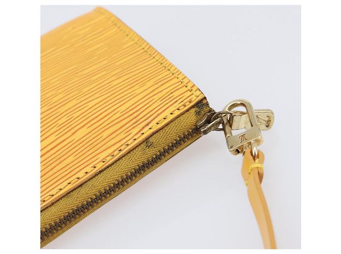 LOUIS VUITTON Epi Pochette Accessoires Pouch Yellow M52949 LV Auth bs37353 Amarillo - vista 8