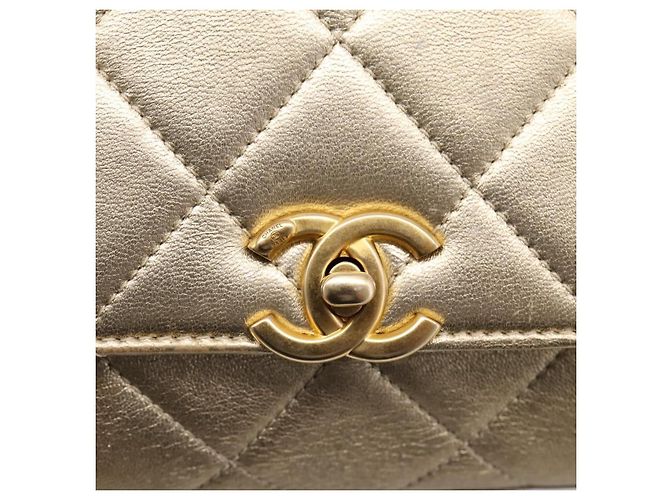 Borsa a tracolla CHANEL Matelasse con catena in pelle d'agnello 2way Gold CC Auth 206384SAM D'oro - vista 21