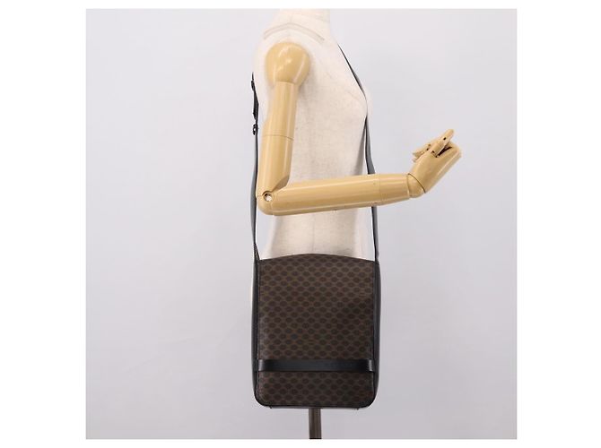 Céline Borsa a tracolla CELINE Macadam Canvas PVC Nero Tono Oro Auth mr2929A - vista 27