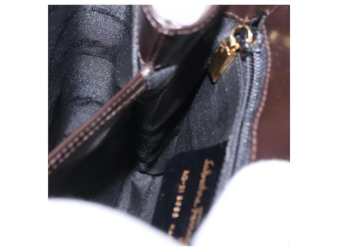 Borsa Salvatore Ferragamo in pelle marrone tono oro Auth mr2958A - vista 26