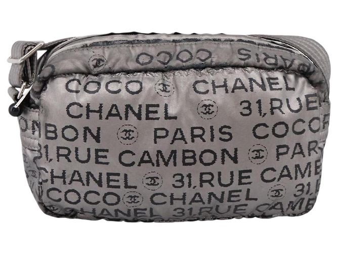 Borsa a tracolla CHANEL Unlimited Coated Canvas Silver CC Auth 204911 Argento - vista 13
