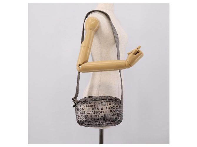 Borsa a tracolla CHANEL Unlimited Coated Canvas Silver CC Auth 204911 Argento - vista 17