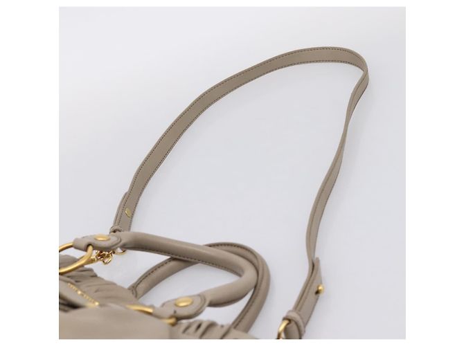 Borsa a mano Miu Miu in pelle 2way Beige Gold Auth 206249M D'oro - vista 15