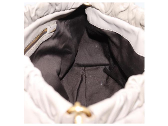 Borsa a mano Miu Miu in pelle 2way Beige Gold Auth 206249M D'oro - vista 22