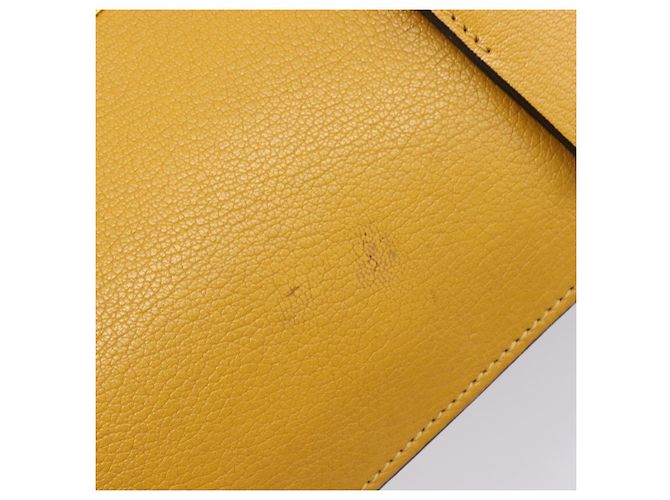 Borsa a mano Miu Miu in pelle 2way Giallo Tono Oro Auth bs37269A - vista 22