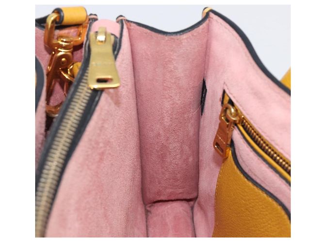 Borsa a mano Miu Miu in pelle 2way Giallo Tono Oro Auth bs37269A - vista 28
