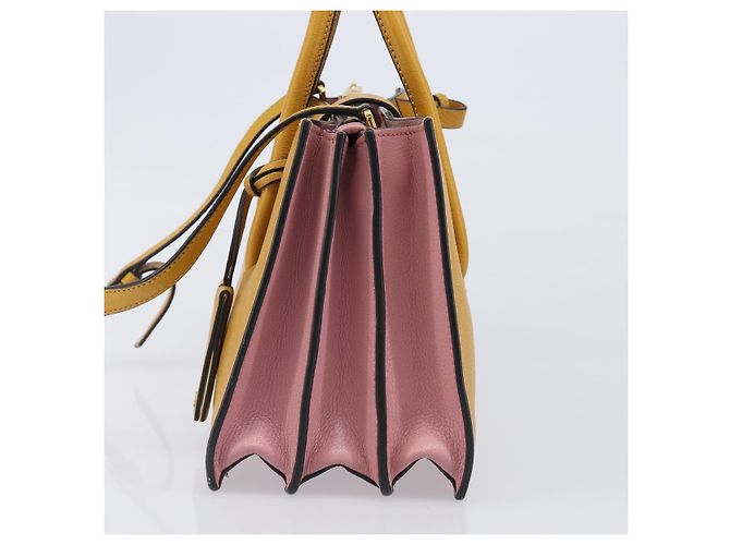 Borsa a mano Miu Miu in pelle 2way Giallo Tono Oro Auth bs37269A - vista 3
