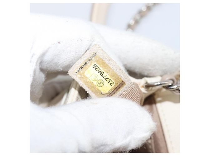Borsa Small Flap CHANEL Macro Chevron in pelle Caviar Bianca Argento CC Auth ka6412V Bianco - vista 11