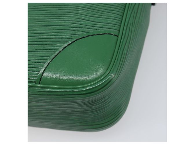 LOUIS VUITTON Epi Danube Schultertasche Green M45634 LV Auth 205909A Grün - Ansicht 15