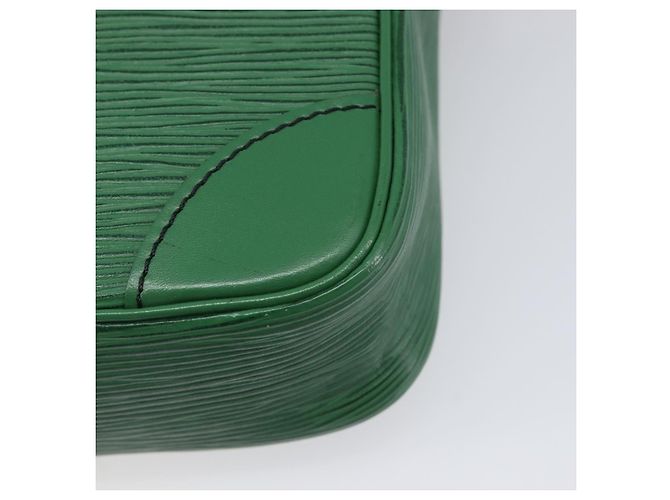 LOUIS VUITTON Epi Danube Schultertasche Green M45634 LV Auth 205909A Grün - Ansicht 17