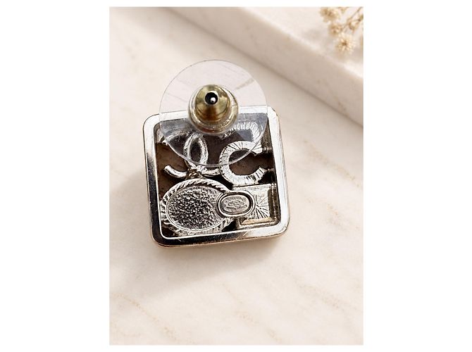 Orecchini quadrati Chanel CC Logo con perle e cristalli Bianco Rosso D'oro - vista 6
