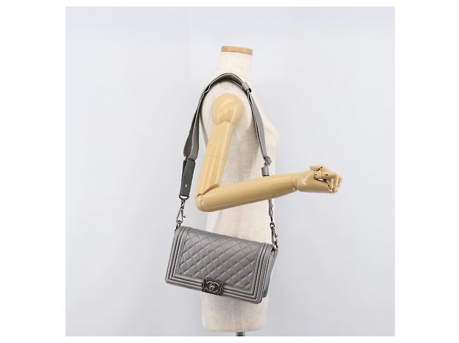 Borsa a catena CHANEL Boy Chanel Matelasse Lamb Skin Red Gold CC Auth ka6411M - vista 30