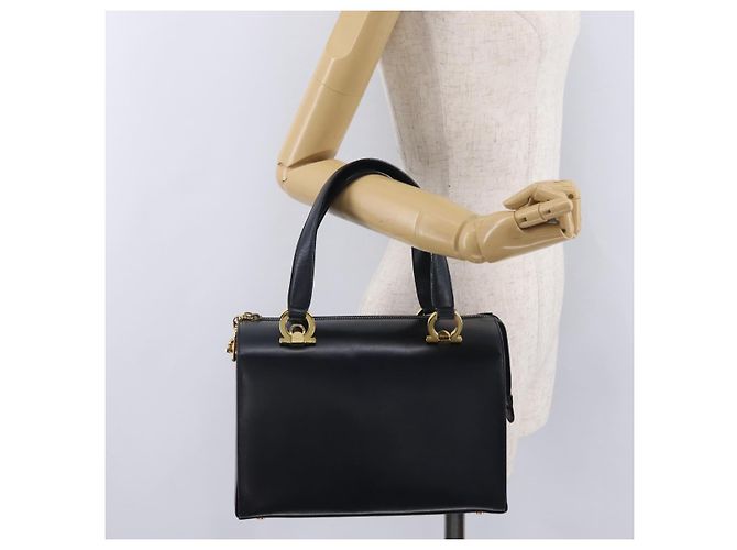 Borsa Salvatore Ferragamo Gancini in pelle blu navy e oro autentica 206360 D'oro - vista 29