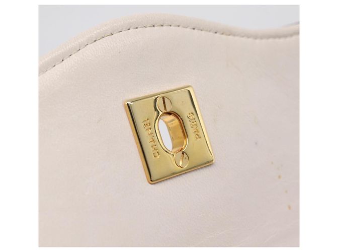 Borsa a tracolla CHANEL Matelasse con catena in pelle d'agnello Bianco e Oro CC Auth 206300SAV D'oro - vista 24