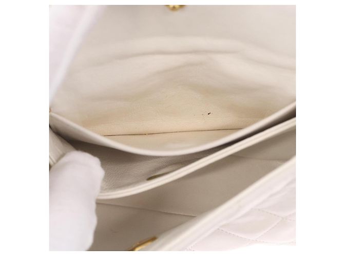 Borsa a tracolla CHANEL Matelasse con catena in pelle d'agnello Bianco e Oro CC Auth 206300SAV D'oro - vista 32