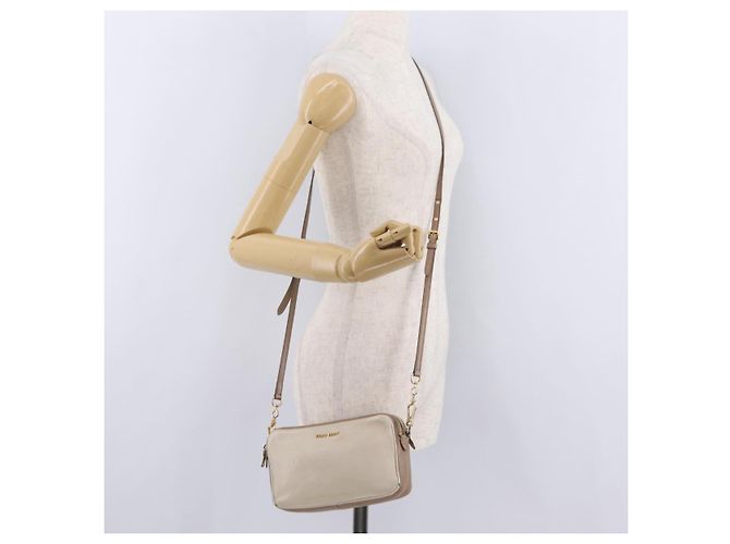 Bolso de hombro Miu Miu de cuero Ivory Gold Auth 206322 Dorado Crudo - vista 33