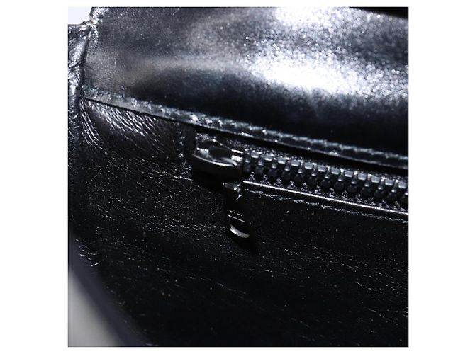 16 Céline Borsa a tracolla con catena CELINE in pelle nera e oro Auth ka6346 Nero D'oro - vista 24