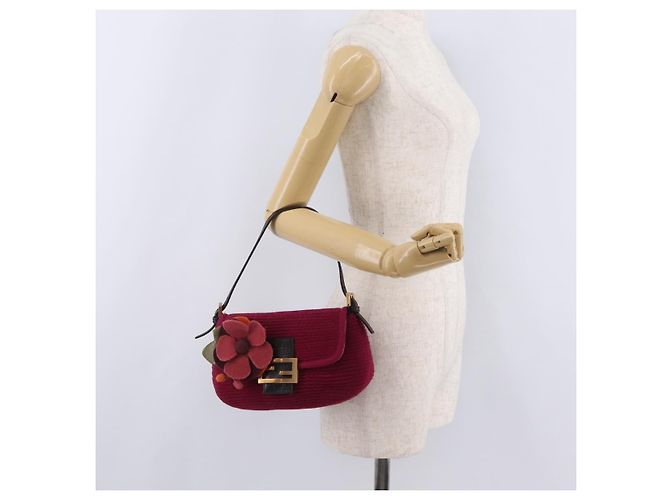 Borsa a tracolla FENDI Mamma Baguette in lana rossa e oro 8BR180 Auth 206269SM - vista 30