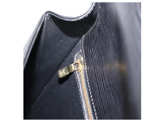 Borsa a tracolla LOUIS VUITTON Epi Saint Cloud GM Black Noir M52192 LV Auth ep16207A Nero - vista 24