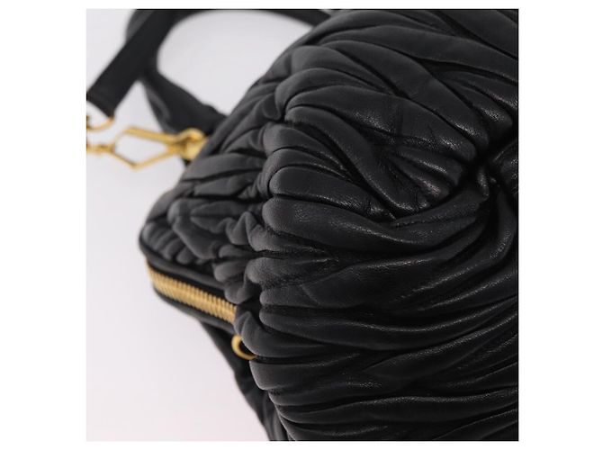 Borsa a mano Miu Miu Matelassé in pelle 2way Nera Tono Oro Auth ki6891M Nero - vista 20