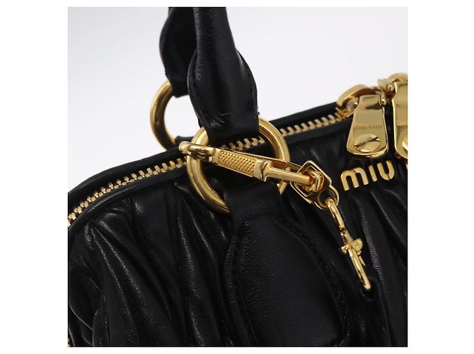 Borsa a mano Miu Miu Matelassé in pelle 2way Nera Tono Oro Auth ki6891M Nero - vista 22