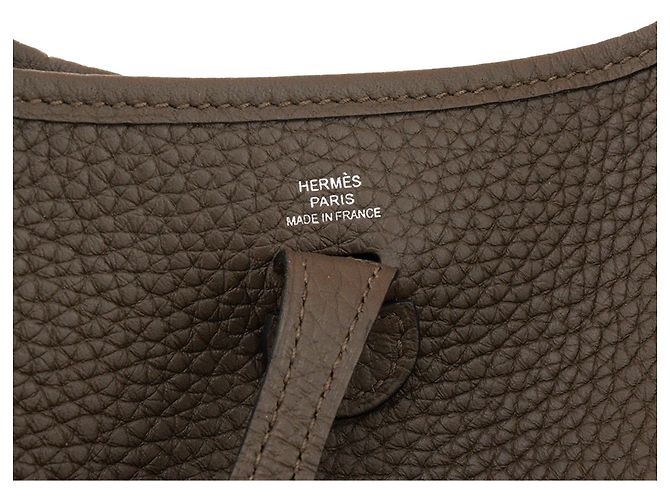 HERMÈS - Borsa a tracolla Evelyne 16 in pelle clémence kaki Cachi - vista 5