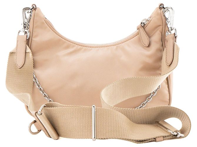 PRADA - Re-Edition 2005 Prada Schultertasche aus beigem Re-nylon und Saffiano-Leder - Ansicht 3