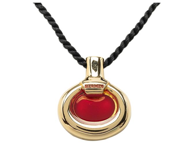 Collana con pendente a forma di flacone di profumo Hermès placcato oro e laccato Gold D'oro - vista 2