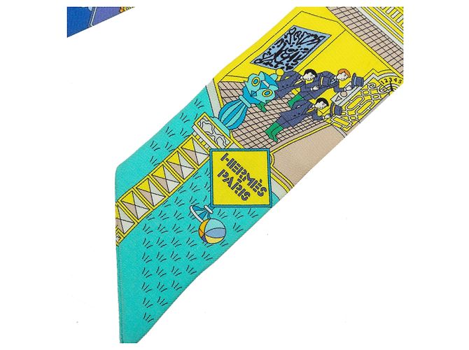 Pañuelo de seda Twilly amarillo Hermès La Maison des Carrés - vista 5