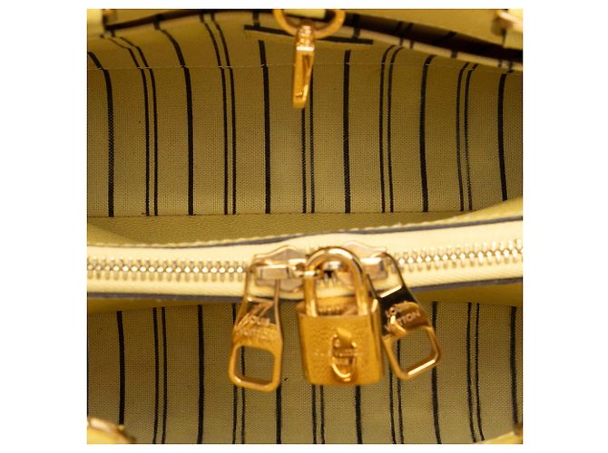 Borsa Satchel Louis Vuitton Monogram Empreinte Montaigne BB Gialla Giallo - vista 4
