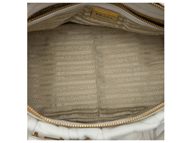 Bolso Satchel Prada Nappa Gaufre Blanco - vista 4