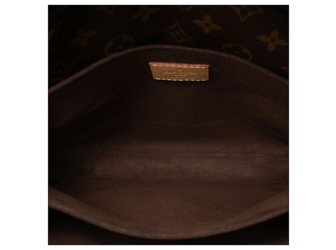 Bolso Louis Vuitton Monogram Pochette Metis Marrón Castaño - vista 4