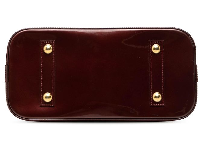 Borsa a mano Louis Vuitton Monogram Vernis Alma PM rossa Rosso - vista 3