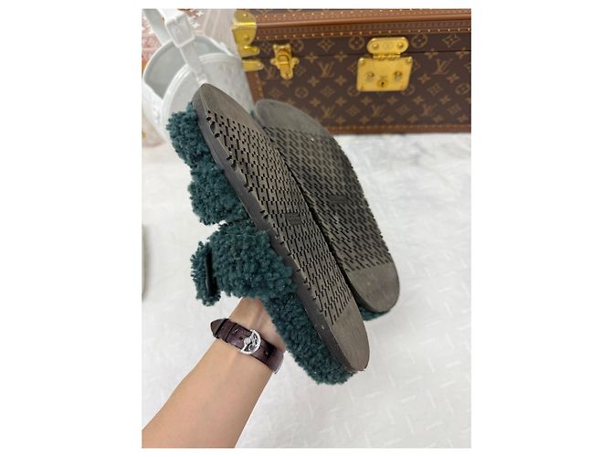 Sandali Hermès Teddy fleece verdi in eco-pelliccia 37 Multicolore - vista 5