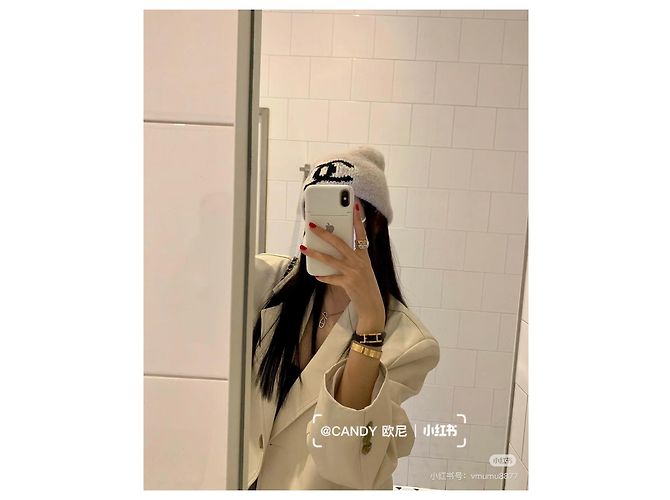 Gorro Chanel de cashmere cinza com logótipo double C Multicor - vista 9