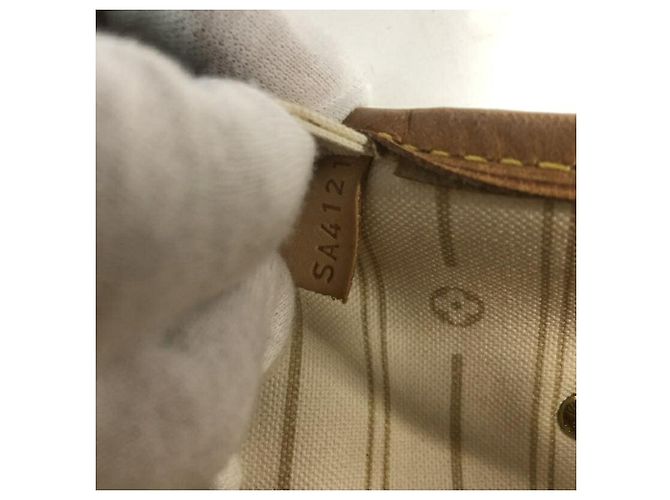 Louis Vuitton Damier Azur Neverfull MM Tote Bag - Ansicht 10