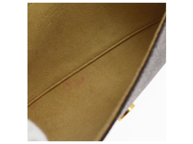 Louis Vuitton Twin Monogram Canvas GM Castaño - vista 3