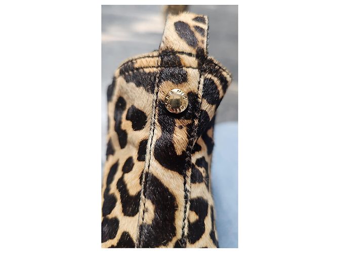 Botines Chelsea Michael Kors de pelo de becerro con estampado de leopardo - vista 6