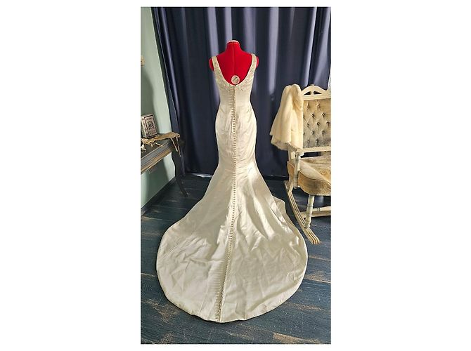 Autre Marque Helen Marina Elfenbeinfarbenes Seiden-Duchess-Kleid Weiß - Ansicht 2