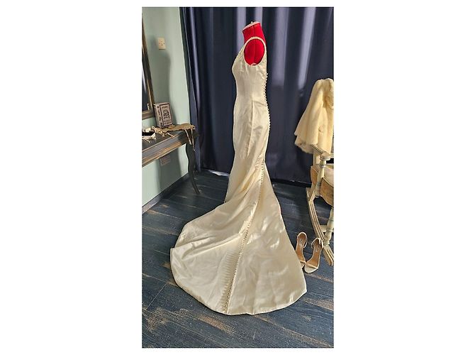 Autre Marque Helen Marina Elfenbeinfarbenes Seiden-Duchess-Kleid Weiß - Ansicht 9