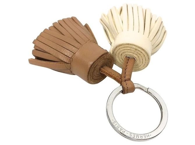 Hermès Hermes Carmen Unodos Schlüsselanhänger Aus weiß Karamell - Ansicht 2