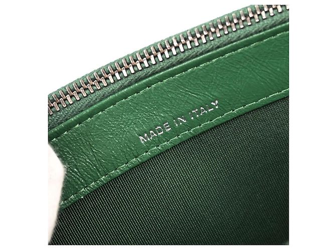 Clutch Chanel Gabrielle Double Zip con Catena in Pelle di Capra Matelassé e Vernice Verde - vista 4