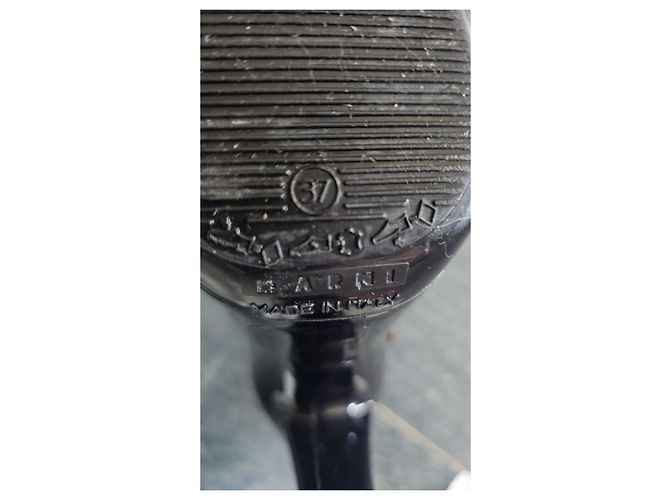 Marni Mary Jane Pumps Schwarz - Ansicht 5