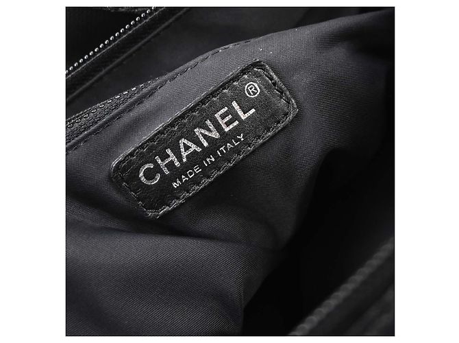 Chanel Biarritz Tote aus gestepptem beschichtetem Canvas Small Schwarz - Ansicht 4