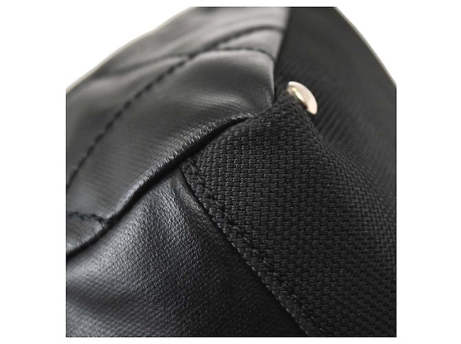Chanel Biarritz Tote aus gestepptem beschichtetem Canvas Small Schwarz - Ansicht 6
