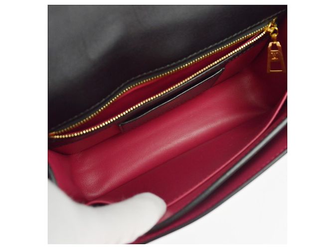 Louis Vuitton LV Pont 9 Soft Leather MM Preto - vista 3